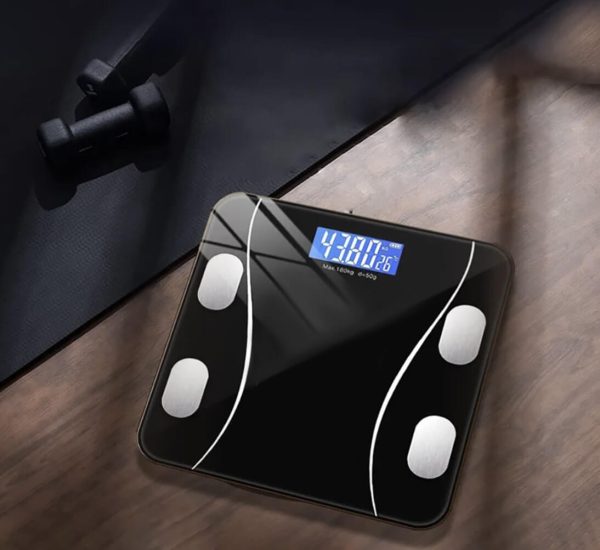 Az okosmérleg applikációval és anélkül is megállja a helyét