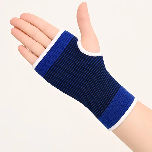 Csuklószorító felhúzva jobb kézre